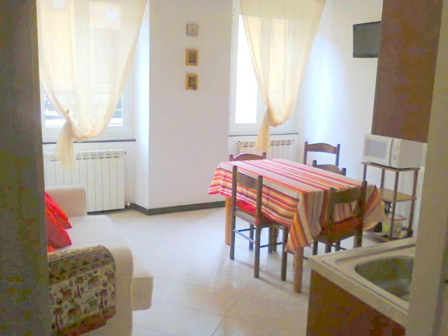 Beatrice Nel Centro Di Levanto Kültér fotó