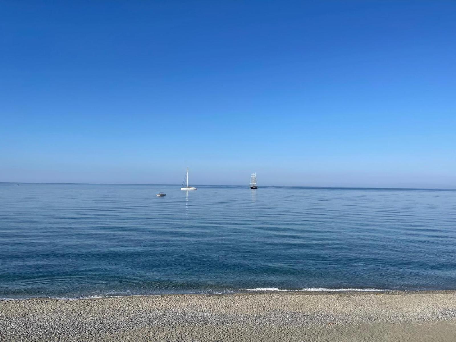 Beatrice Nel Centro Di Levanto Kültér fotó